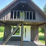 Nyaraló Pauka House
