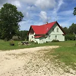 Pauka House * Palli